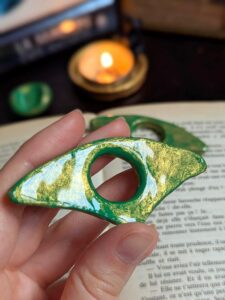 Bague de Lecture Artefact verte et dorée